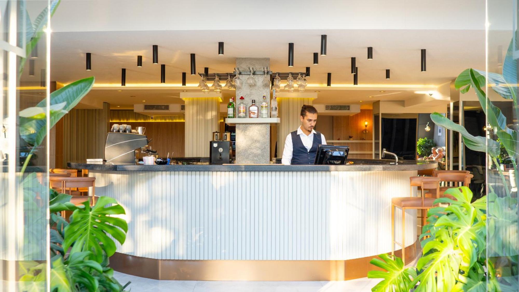 Lara Vista Hotel Suits & Spa Анталия Екстериор снимка